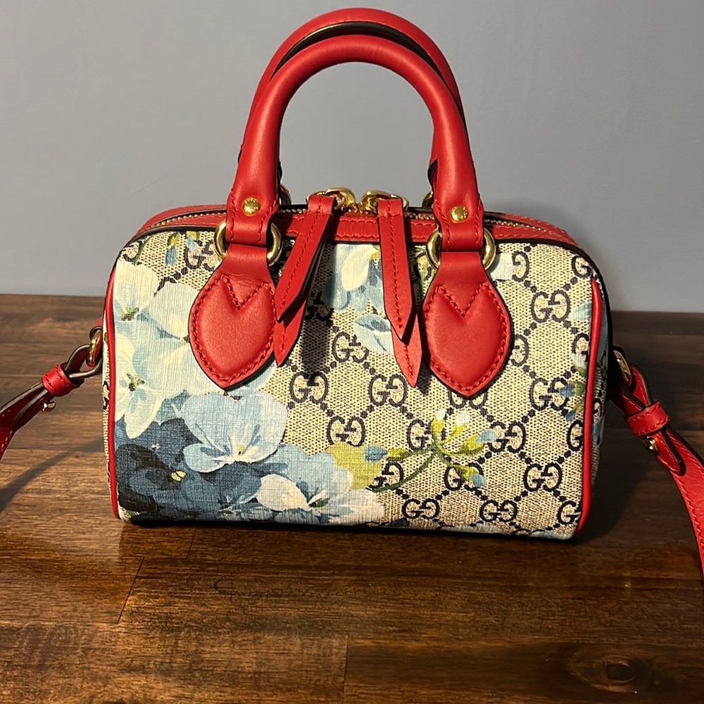 Gucci Monogram GG Supreme Blooms Mini Boston Bag